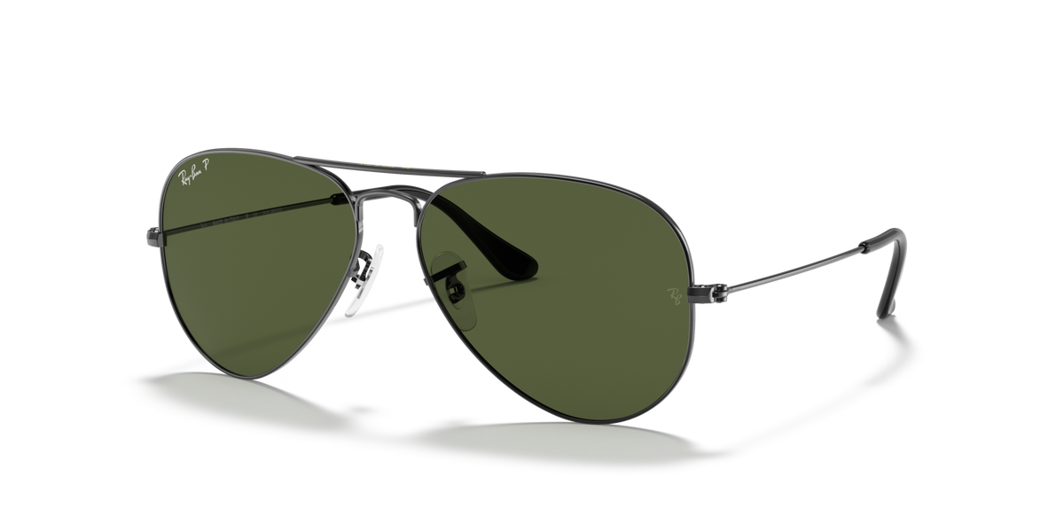 Ray-Ban Aviator Classic RB3025 004/58 58 sunglasses, three-quarter view