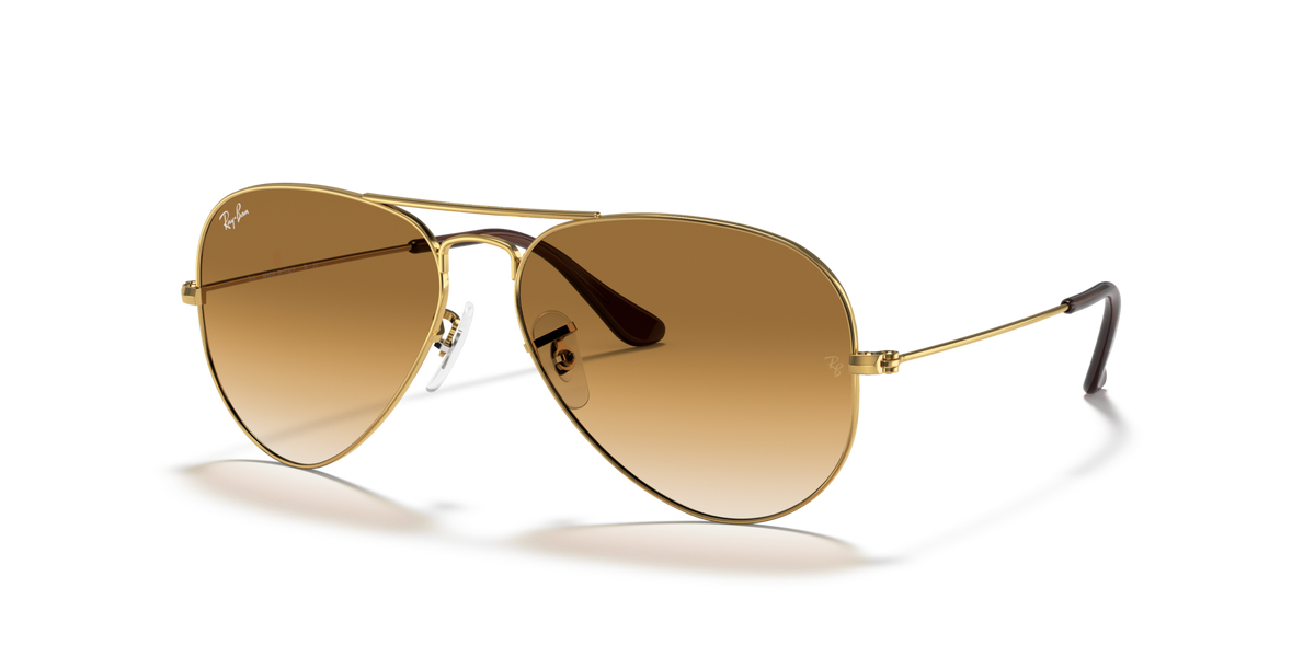 Ray-Ban Aviator Classic RB3025 001/51 58 sunglasses, three-quarter view