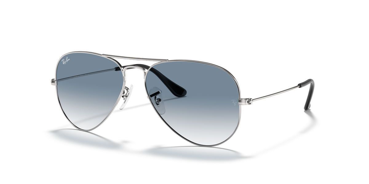 Ray-Ban Aviator Classic RB3025 003/3F 58 sunglasses, three-quarter view