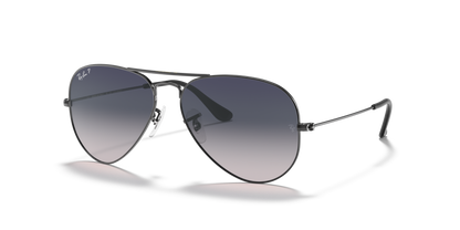 Ray-Ban Aviator Classic RB3025 004/78 58 sunglasses, three-quarter view