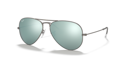 Ray-Ban Aviator Classic RB3025 029/30 55 sunglasses, three-quarter view