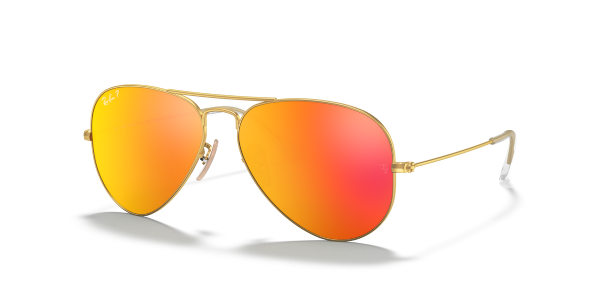 Ray-Ban Aviator Classic RB3025 112/4D 58 sunglasses, three-quarter view