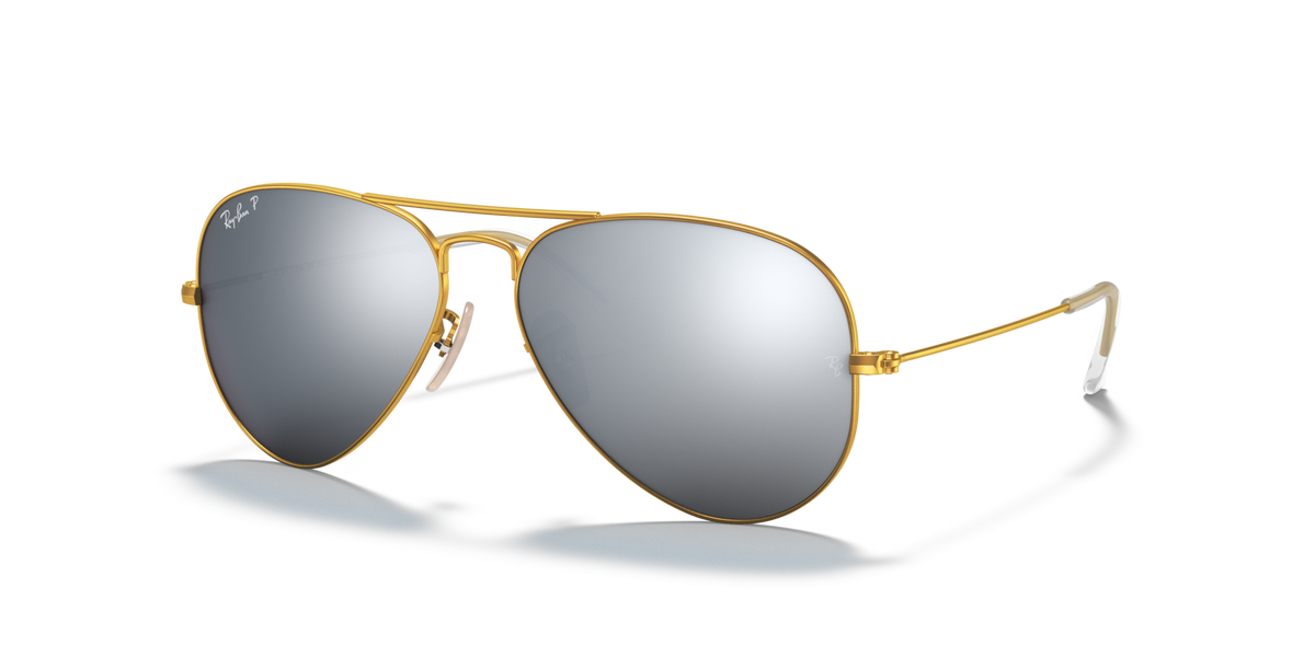 Ray-Ban Aviator Classic RB3025 112/W3 58 sunglasses, three-quarter view