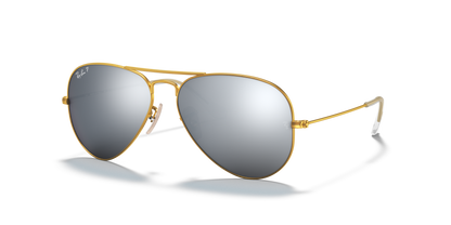 Ray-Ban Aviator Classic RB3025 112/W3 58 sunglasses, three-quarter view