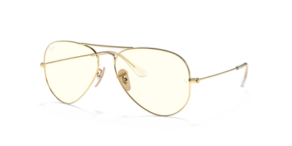 Ray-Ban Aviator Classic RB3025 001/5F 58 sunglasses, three-quarter view