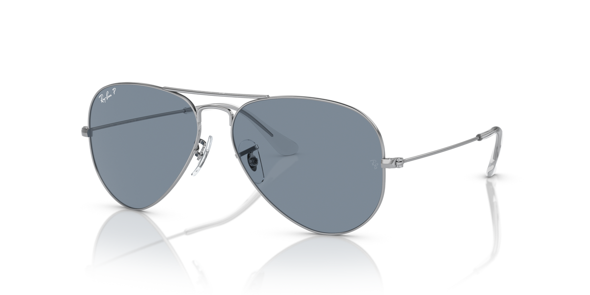 Ray-Ban Aviator Classic RB3025 003/02 58 sunglasses, three-quarter view