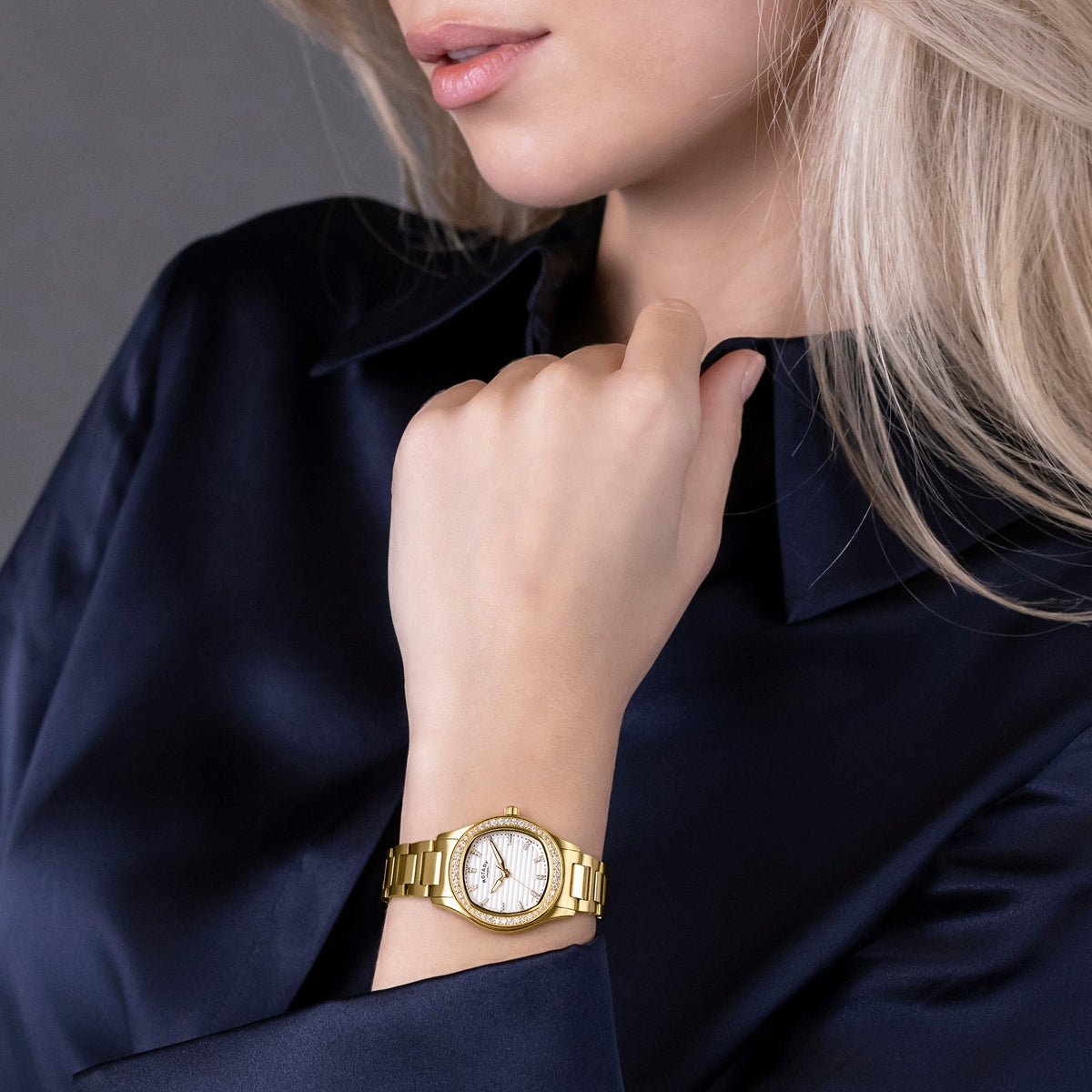 Rotary Brilliance RLB10018/01 worn on the wrist